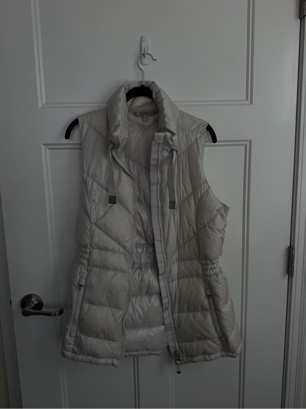 Athleta Cream Quilted Puffer Vest